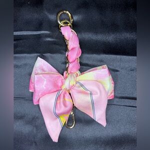 COPY - NWOT SILKY SCARF BOW EXTENSION CHAIN